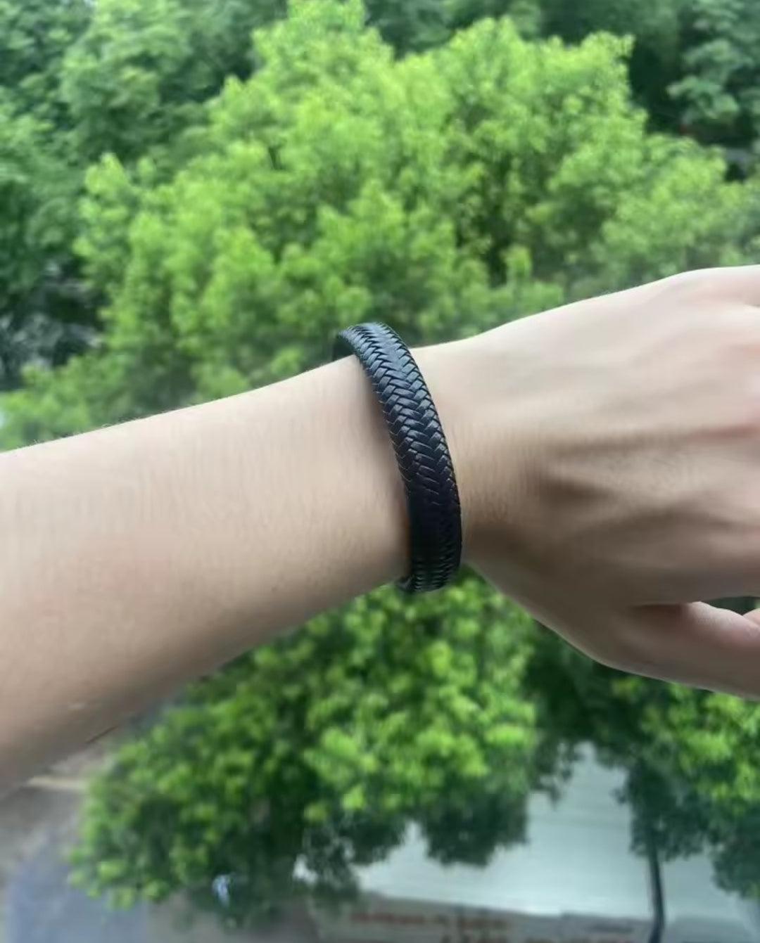 Black PU Leather Magnetic Bracelet Men's Mature And Stable And Elegant Giving Men The Best Gift For Men